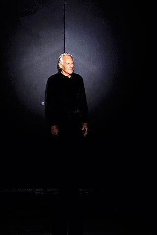 Giorgio Armani / - 2010-2011